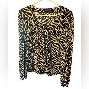 Jones New York Women’s Black White Animal Print Top Medium Petite